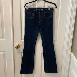 Like new American Eagle size 4 Original boot jeans.